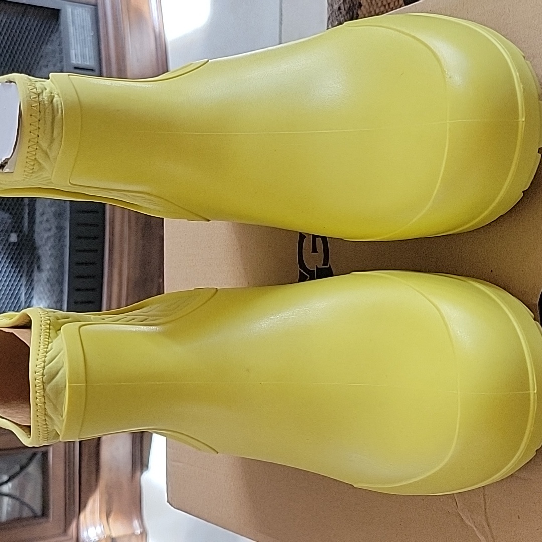 Brand New And Comfortable